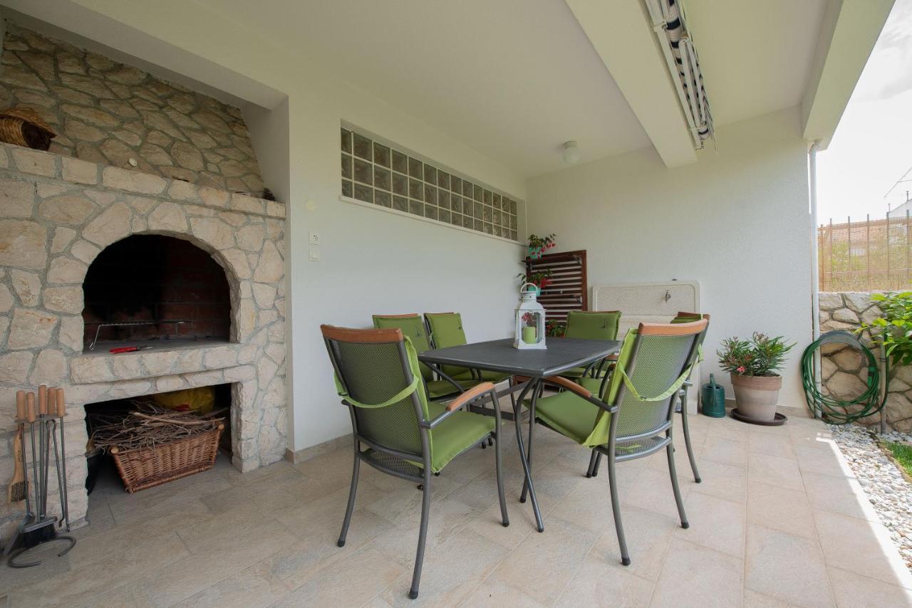 Spacious Chic Residence Zara Esterno foto