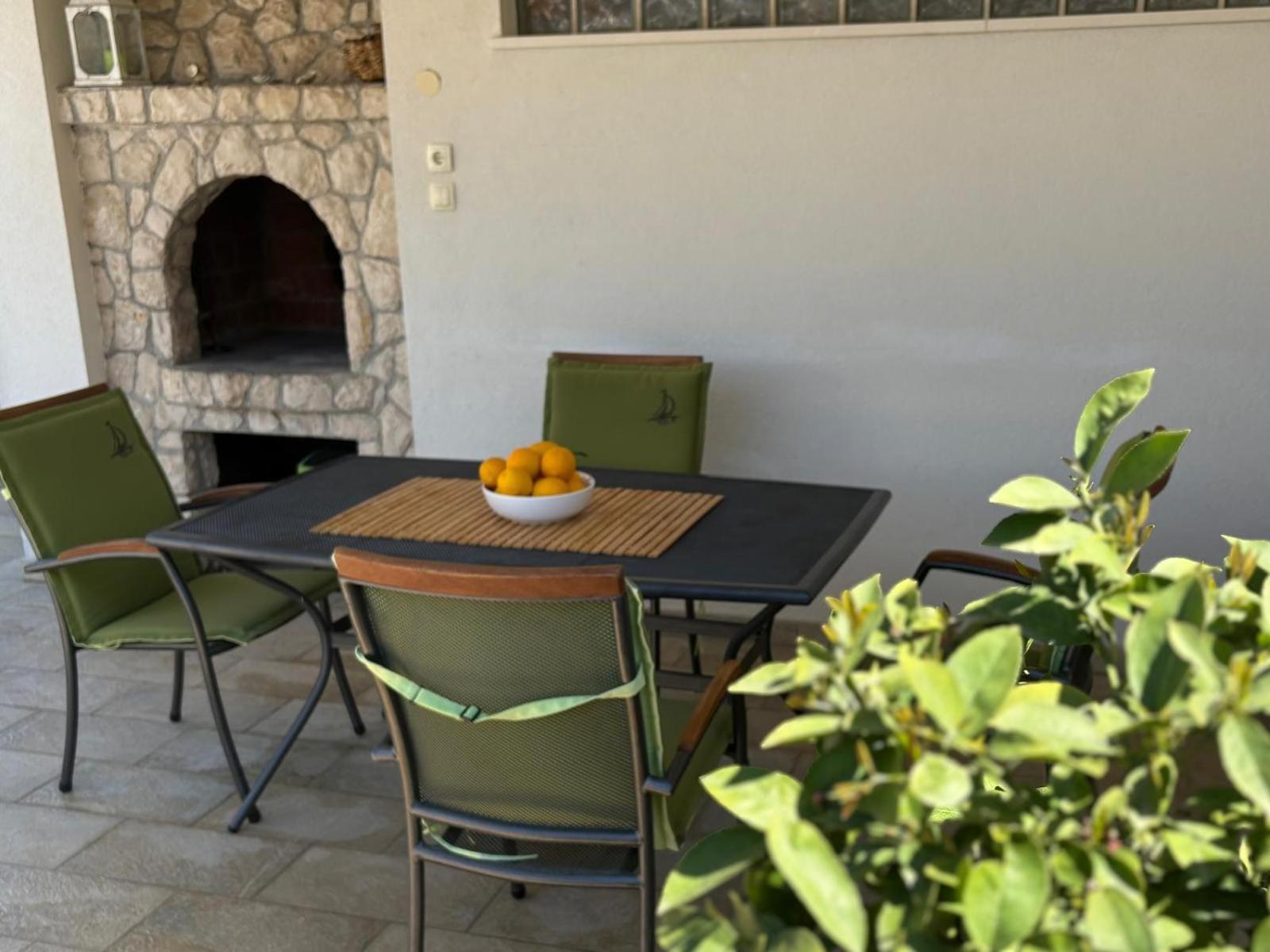 Spacious Chic Residence Zara Esterno foto